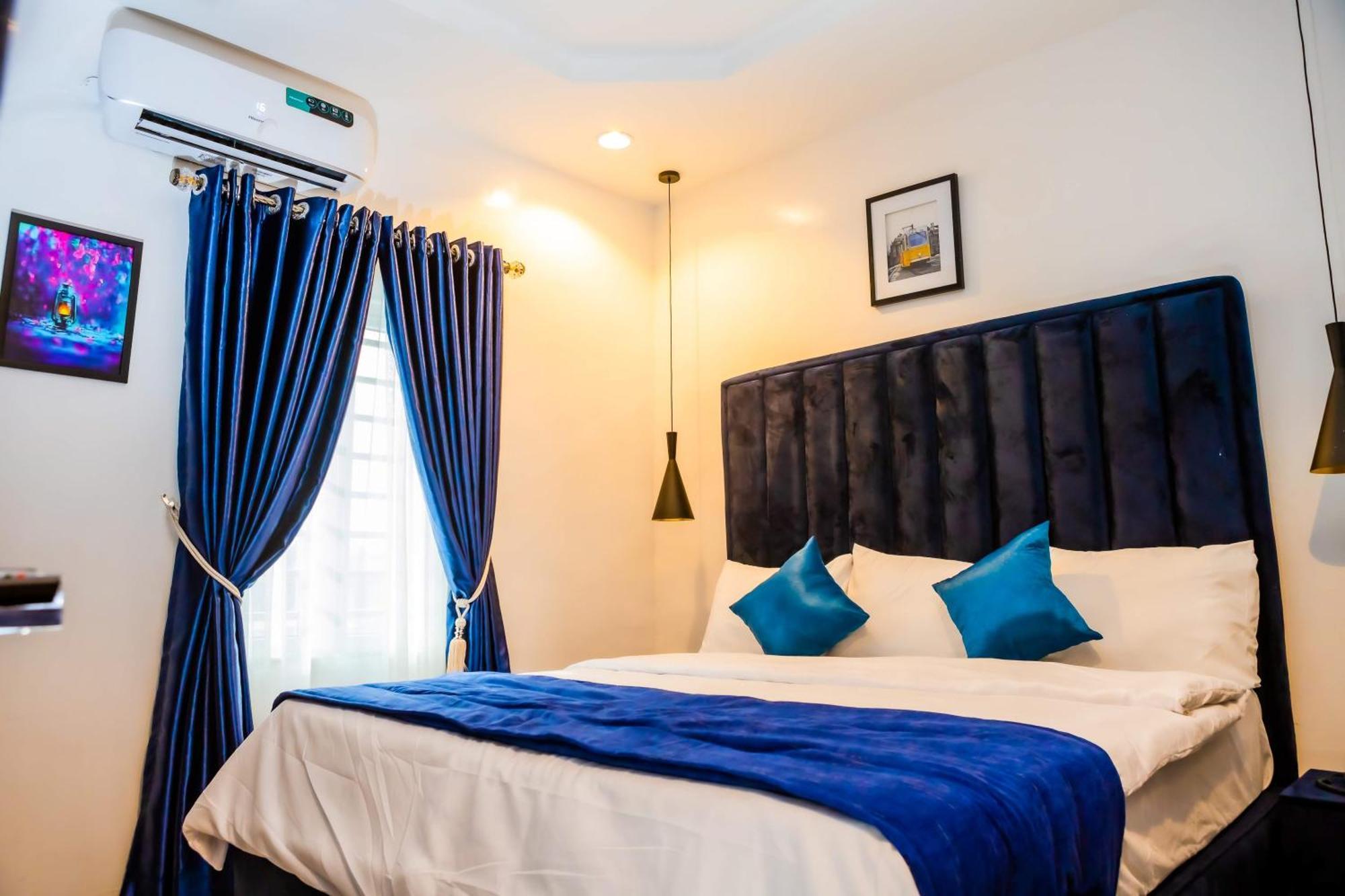 El Elyon Hotel And Suites Lagos Exterior photo